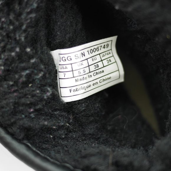 UGG Australia Women's 7 Black Leather Boots Short Ankle Fleece Crystal Studded - Picture 11 of 11